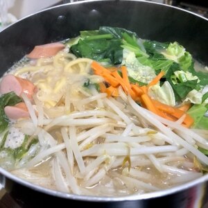 煮込みラーメン